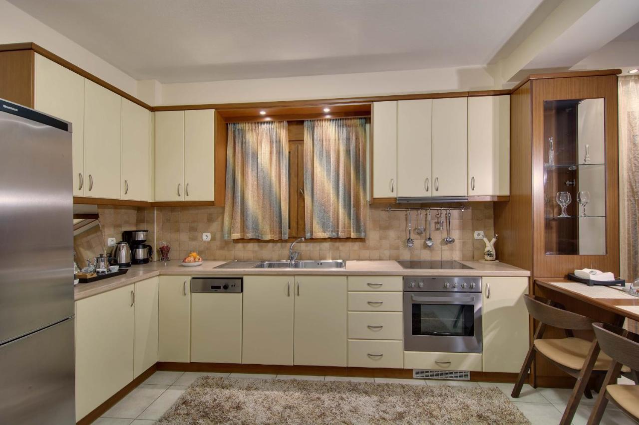 Country Place Apartment With Mountains View อิโออันนินา ภายนอก รูปภาพ